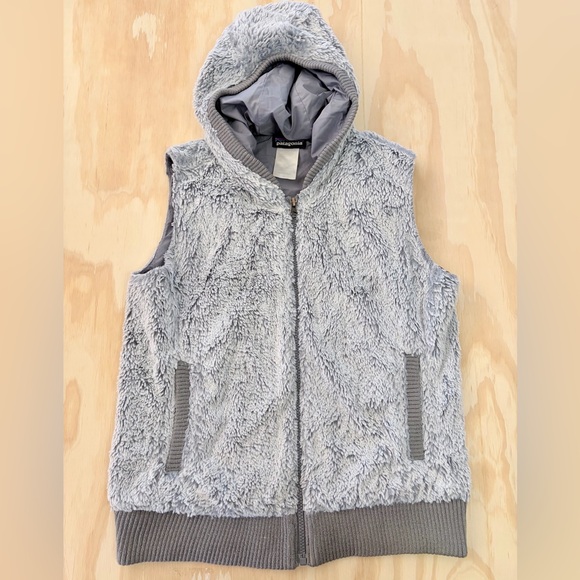 Patagonia Jackets & Blazers - Patagonia Conejo Vest Women’s Small Gray Hooded High Pile Fleece